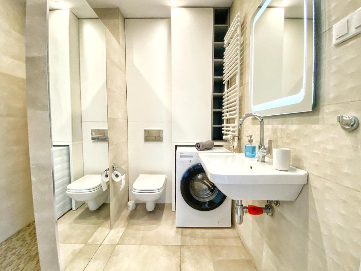 Bp III Premium Appartement Stary Toruń Buitenkant foto